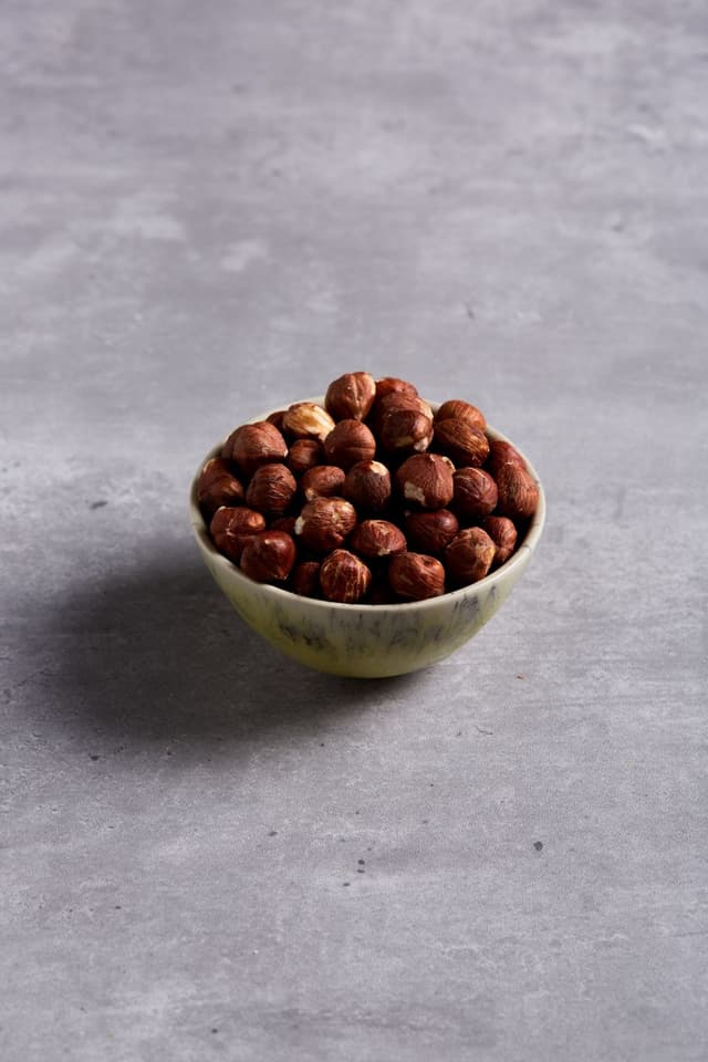 Hazelnuts Skin On